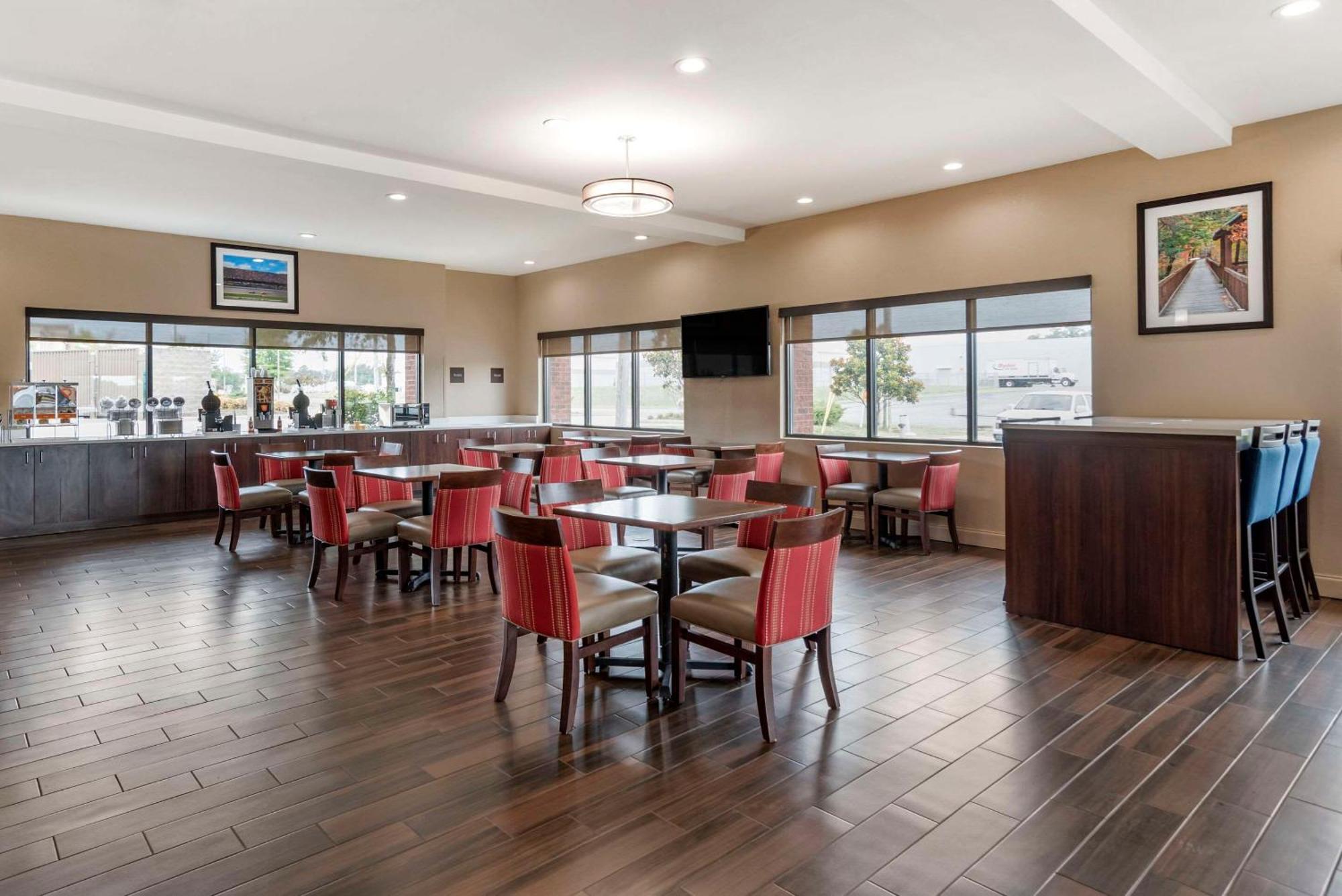 Comfort Suites Pell City I-20 Exit 158 Exterior foto